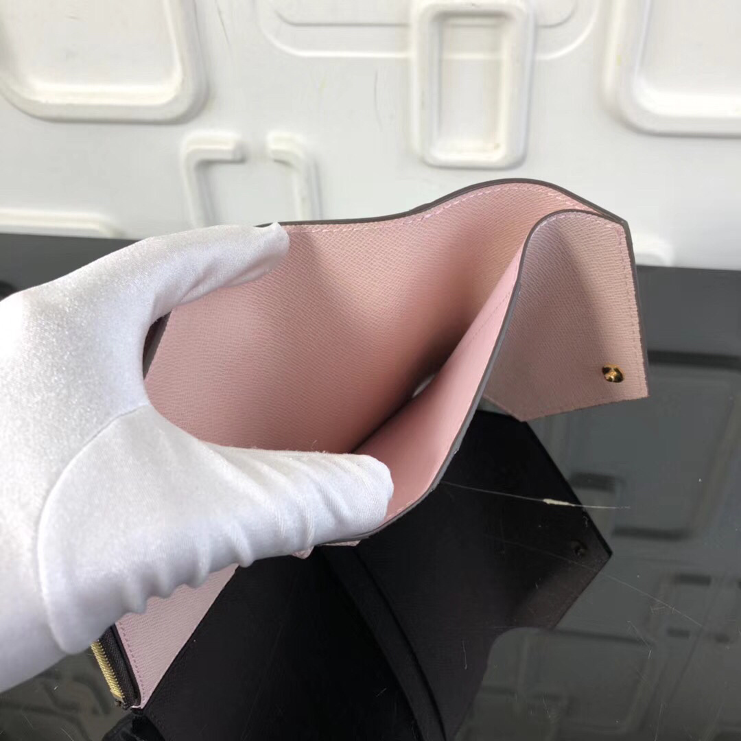 LV ZOE wallet M62932