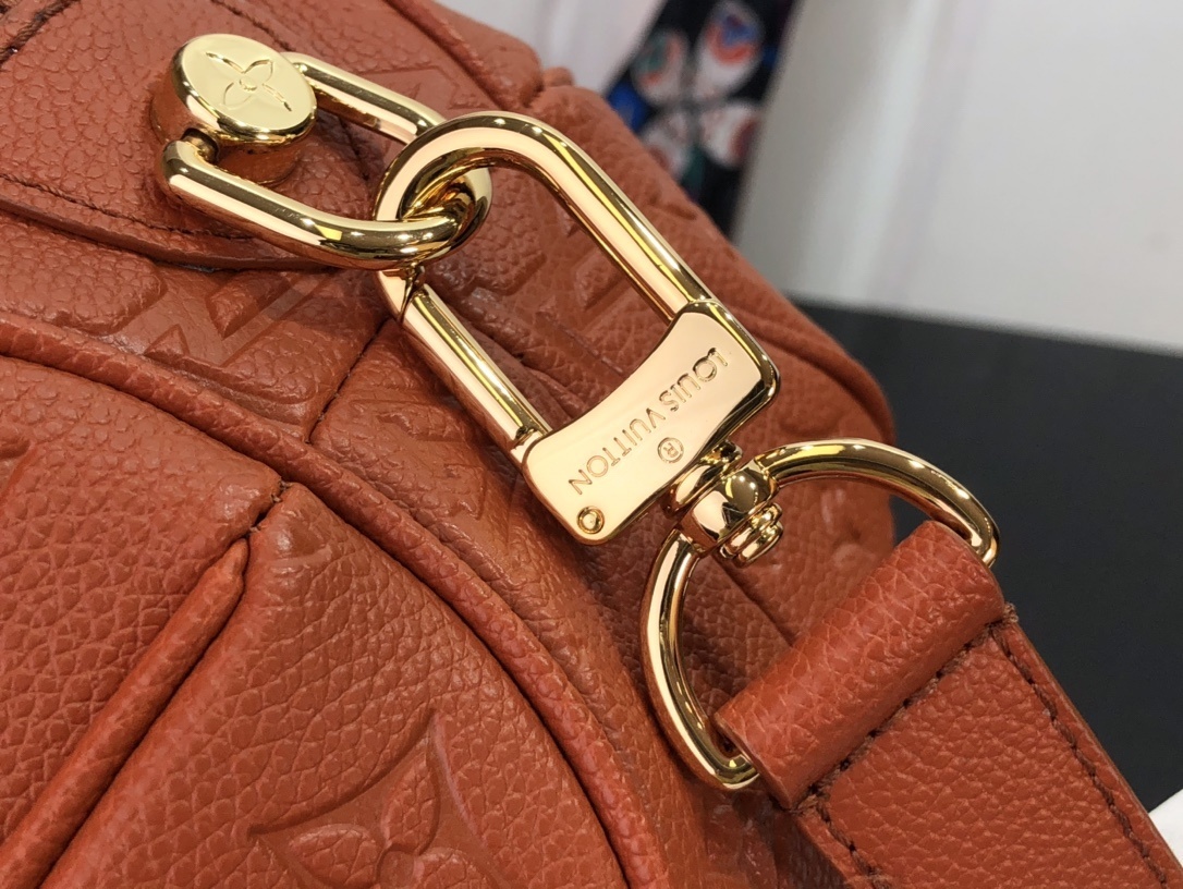 LVXNBA BALL IN BASKET M57974