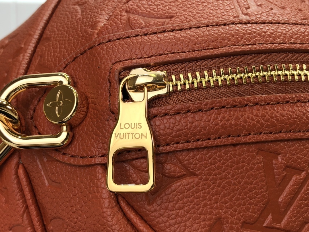 LVXNBA BALL IN BASKET M57974