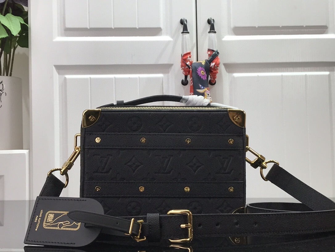 LVXNBA HANDLE TRUNK M57971