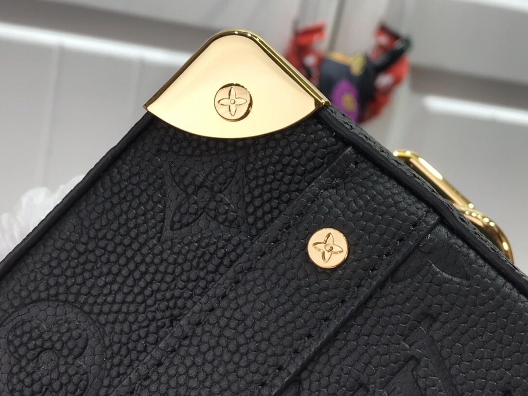 LVXNBA HANDLE TRUNK M57971