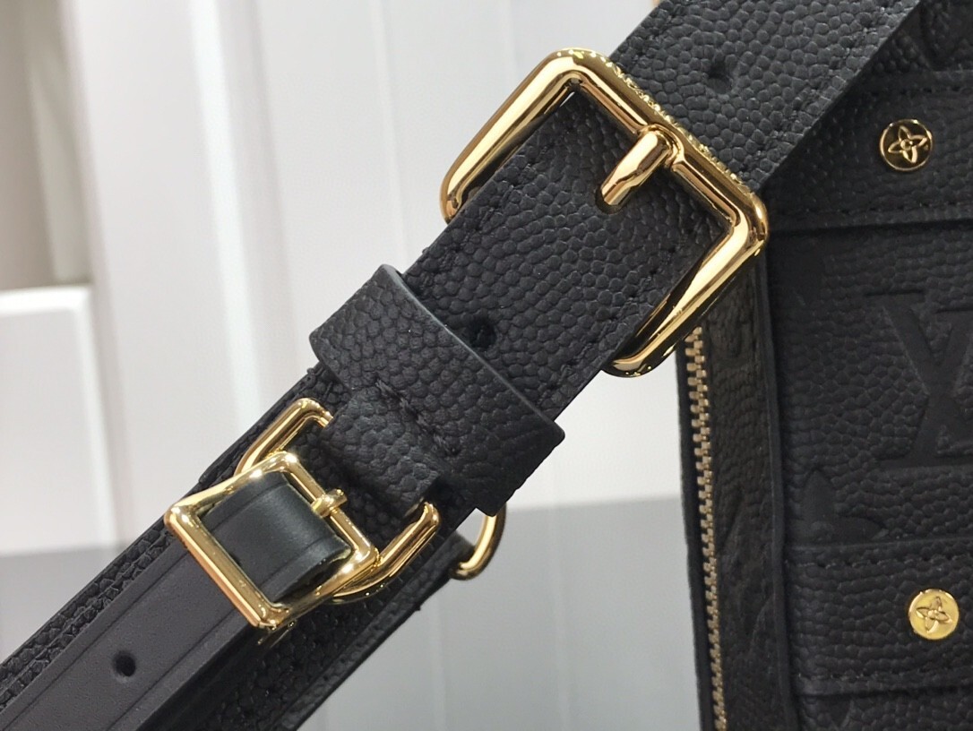 LVXNBA HANDLE TRUNK M57971